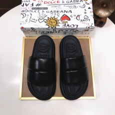 Dolce & Gabbana Slippers